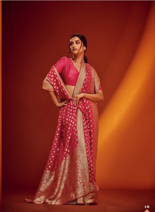 Georgette Reception Saree in Pink and Majenta with Weaving work
